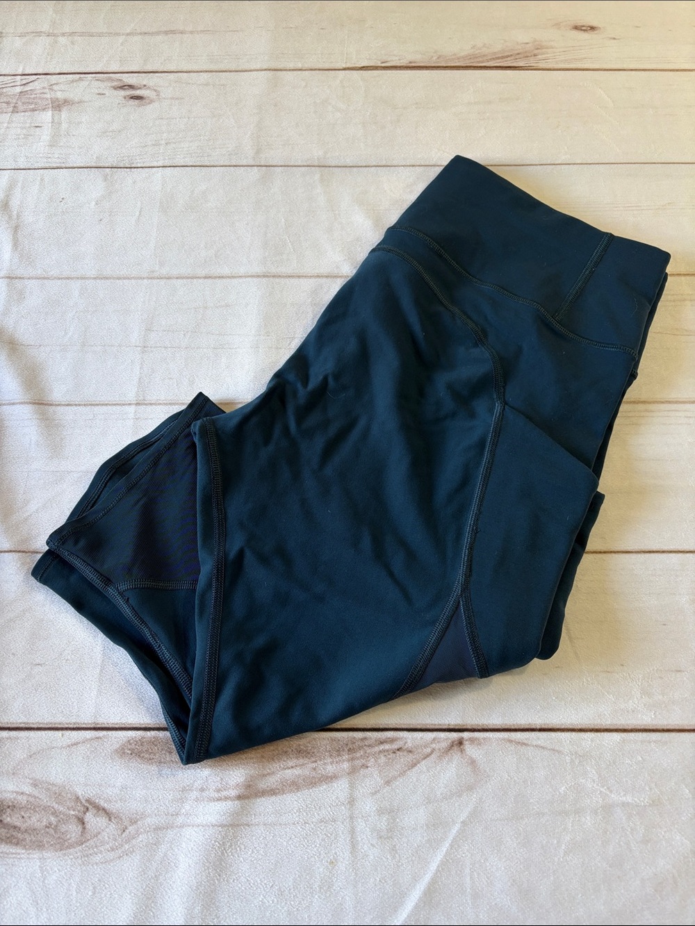 Athleta Blue Stretch Workout begins